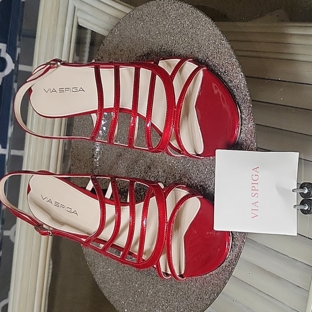 Via Spiga. Sz 10.5, red